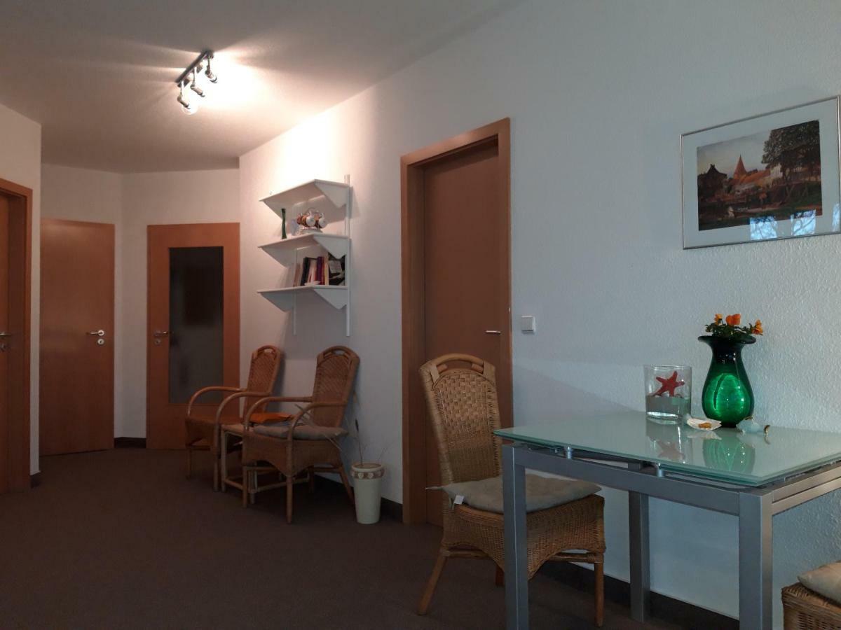 Eine Schoene 3-Zimmer-Wohnung Mit Ostsee-Zugang! ユリウスルー エクステリア 写真